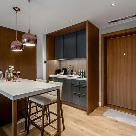 Chmielna 10 - Kompleks Deo - Old Town By Rent Like Aparthotel